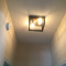 Ceiling light fixture